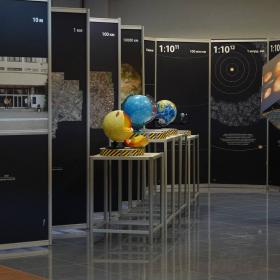 Открытие Третьей международной конференции «Наука на МКС» 20 ноября 2023 г. Выставка. Фото: Ю. Матросова, РАН