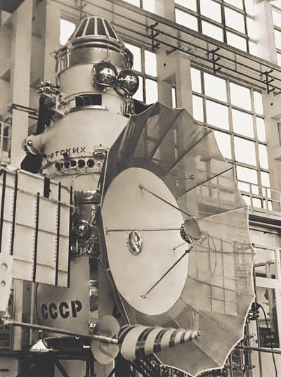 «Венера-4» в цехе завода им. С. А. Лавочкина