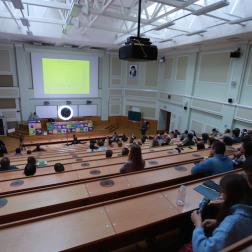 Лекция д.ф.-м.н. Андрея Садовского, ученого секретаря ИКИ РАН, на Всероссийском Фестивале науки "Наука 0+" 9 октября 2022 г. Фото: Т. Жаркова, ИКИ РАН