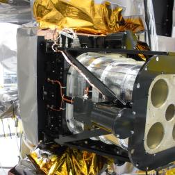 Лунный исследовательский нейтронный детектор ЛЕНД, установленный на борту КА ЛРО (NASA). Фотография ИКИ РАН