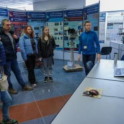 День открытых дверей на выставке ИКИ РАН 15 апреля 2023 г. Фото Т. Жаркова, ИКИ РАН