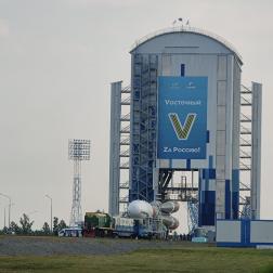 Вывоз ракеты «Союз-2.1б» с автоматической станцией «Луна-25» на стартовый комплекс космодрома Восточный. Фото Космического центра «Восточный» (ЦЭНКИ)