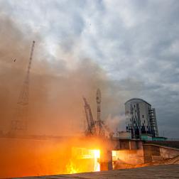 Старт ракеты «Союз-2.1б» с автоматической станцией «Луна-25» с космодрома Восточный. Фото Космического центра «Восточный» (ЦЭНКИ)