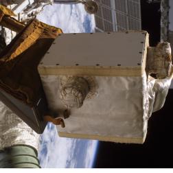 БТН-М1 снаружи СМ «Звезда» РС МКС. Фото NASA / SCIENCE PHOTO LIBRARY, 2007 г.