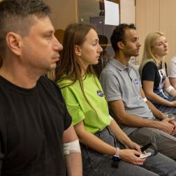 Кандидаты в экипаж эксперимента SIRIUS-23 на медицинском обследовании. Фотография: ИМБП РАН