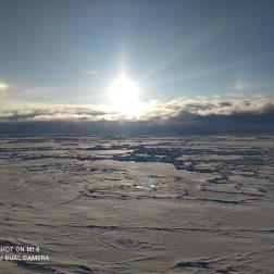 Май 2024 года. Специальные ледовые наблюдения в Арктике. Фотография В. В. Тихонова