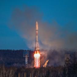 Пуск ракеты-носителя «Союз-2.1б» с разгонным блоком «Фрегат», космическими аппаратами «Ионосфера-М» № 1 и № 2 и 53 попутными малыми космическими аппаратами 5 ноября 2024 в 02:18:40 с космодрома Восточный. Фотография ГК «Роскосмос»