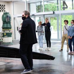 Экскурсия в ИКИ РАН 17.09.2021. Фотография Т. Жаркова, ИКИ РАН, 2021