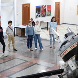 Экскурсия в ИКИ РАН 17.09.2021. Фотография Т. Жаркова, ИКИ РАН, 2021