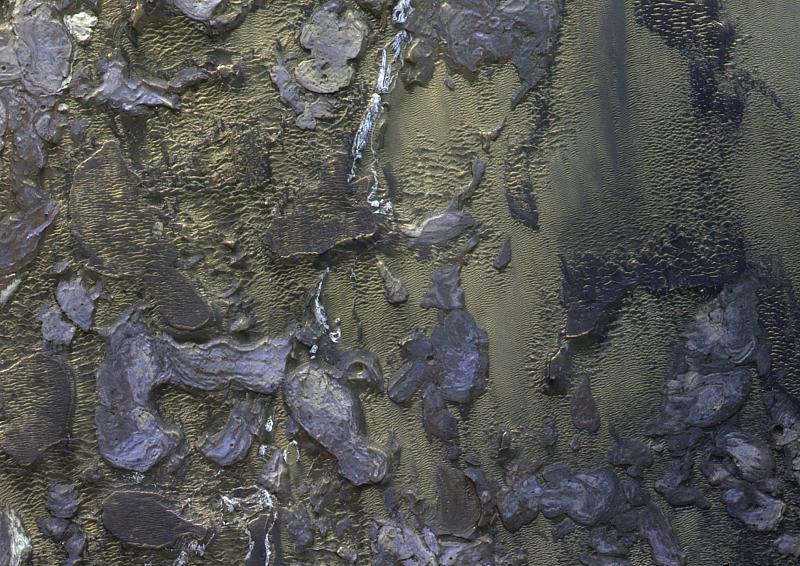 Каньон Мелас, часть Долин Маринера. Изображение получено камерами CaSSIS на борту КА TGO миссии «ЭкзоМарс-2016» 19 октября 2020 г. 