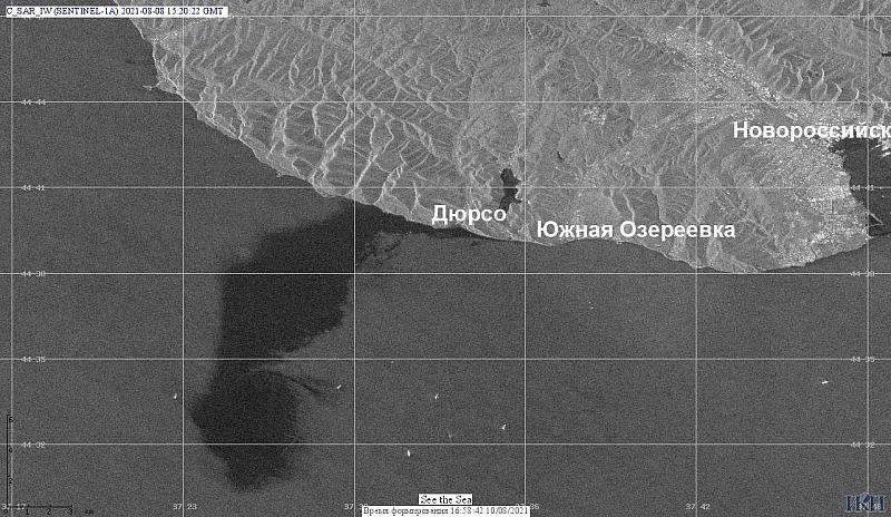 Нефтяной разлив в районе Новороссийска. Радиолокационное изображение получено 8 августа 2021 в 18:20 часов местного времени с помощью спутника Sentinel-1