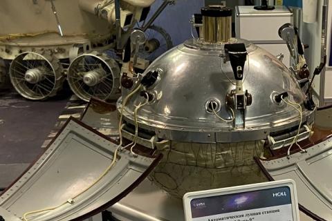 Макет станции «Луна-9» в выставочном зале ИКИ РАН. Фотография: А. С. Богач, ИКИ РАН